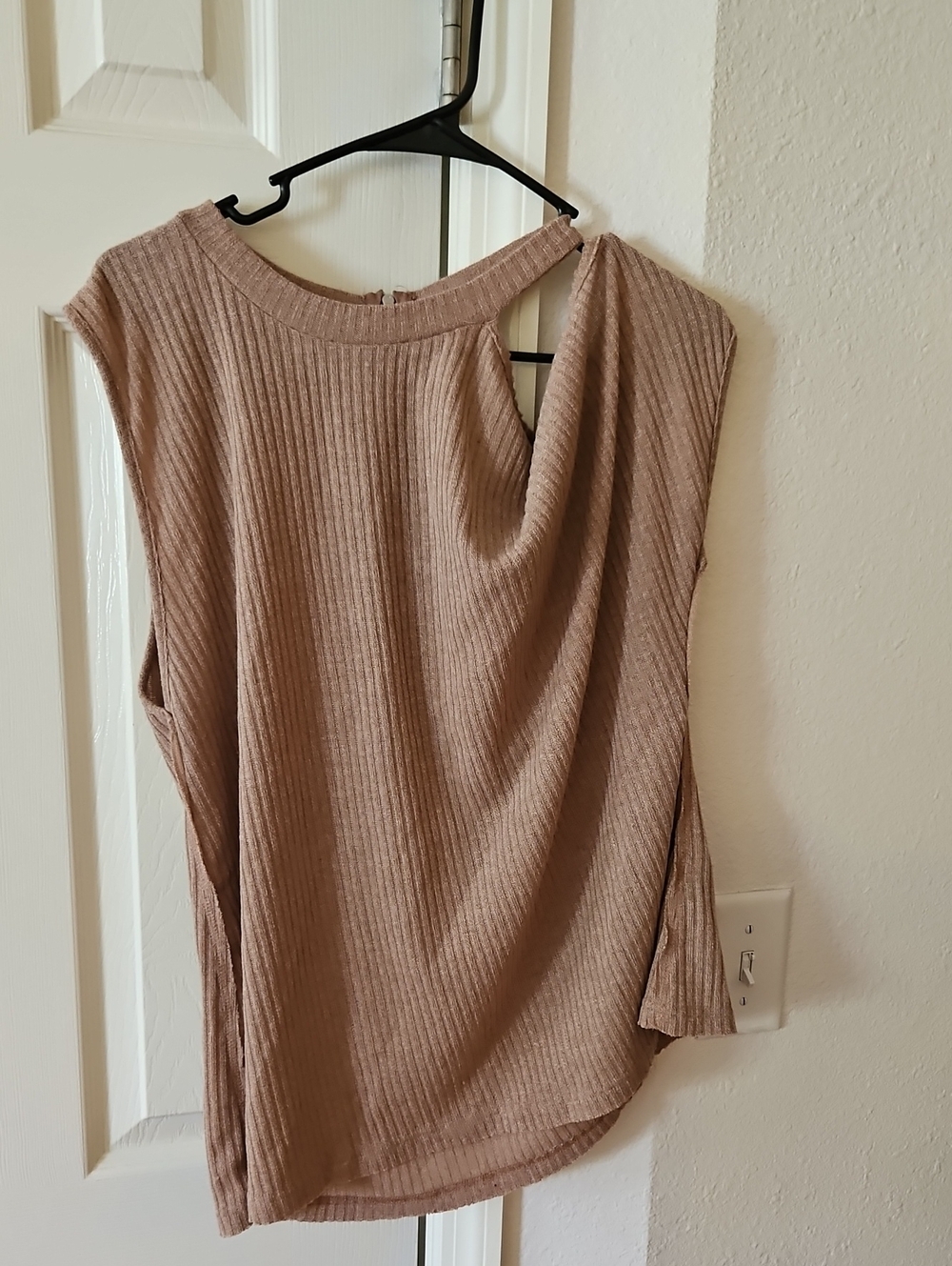 POL Ribbed Sleeveless Knit Top - Taupe